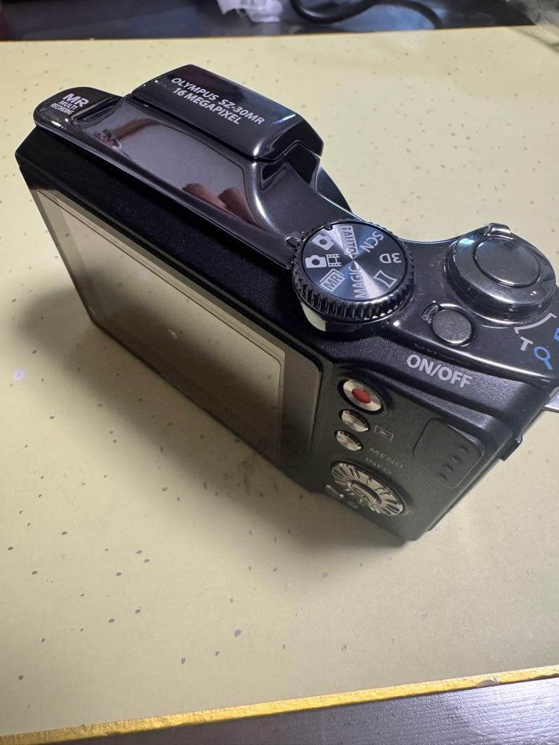 Olympus SZ-30MR コンパクトデジタルカメラ