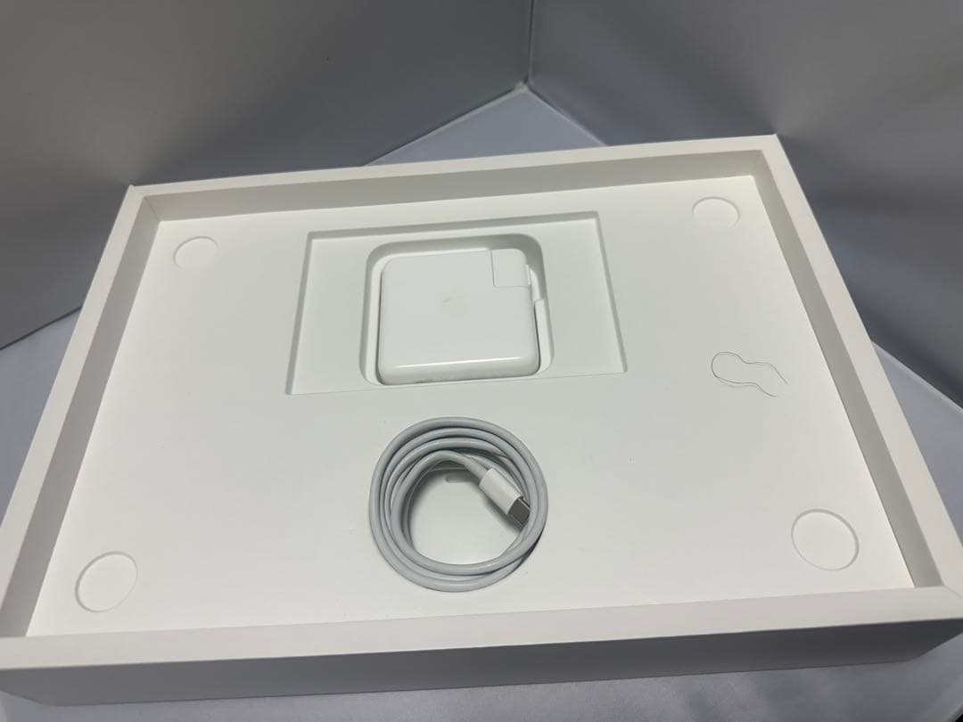 MacBook Pro M1 13インチ メモリ8GB SSD512GB