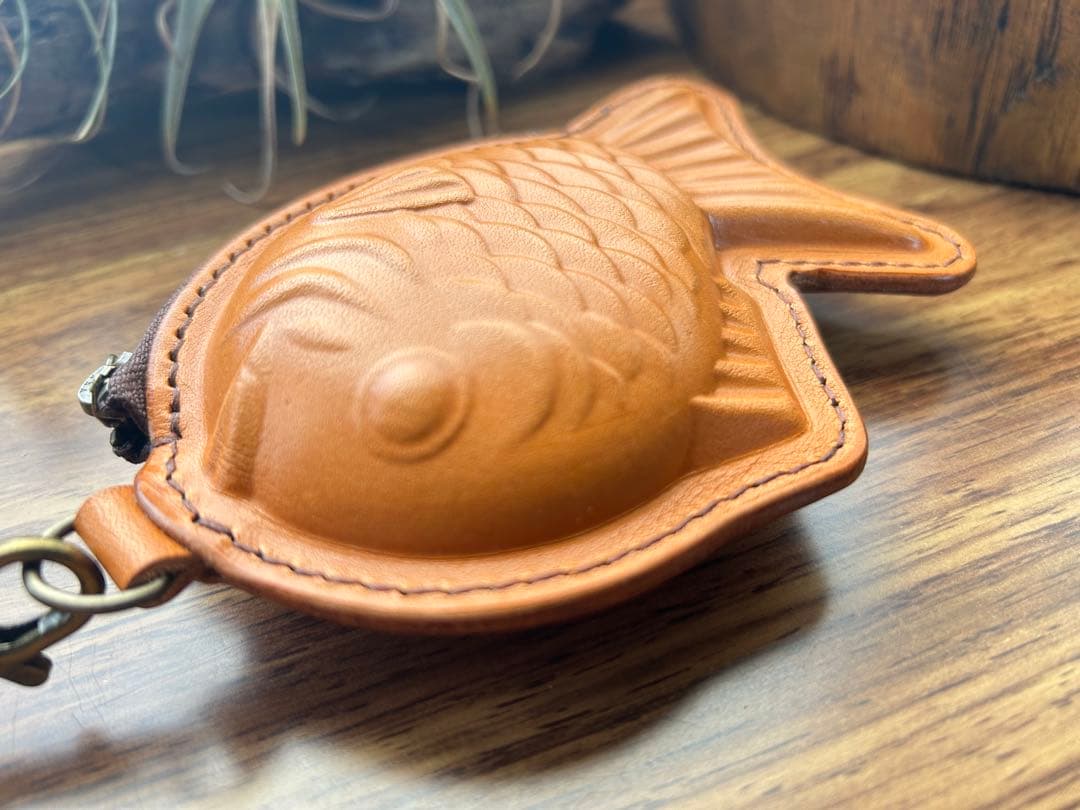２個セット♪【栃木レザー】本革たい焼き型ミニポーチ｜小物・小銭入れ｜ハンドメイド