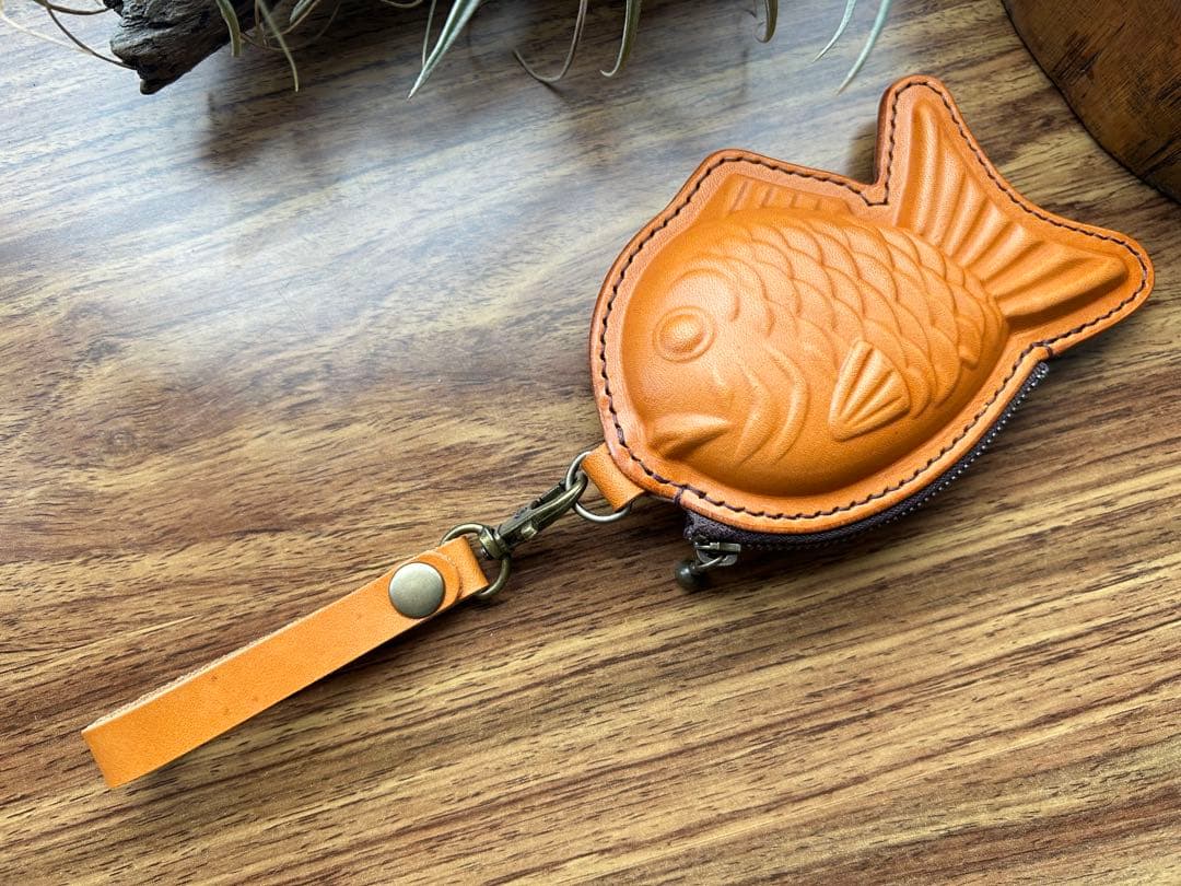 ２個セット♪【栃木レザー】本革たい焼き型ミニポーチ｜小物・小銭入れ｜ハンドメイド