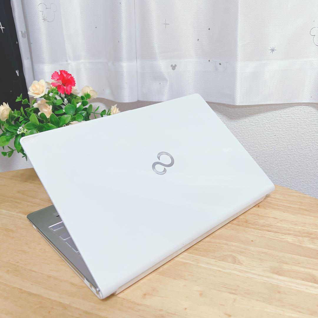 美品、高速SSD、コアi5、win、イラレ、Office2021、カメラあり