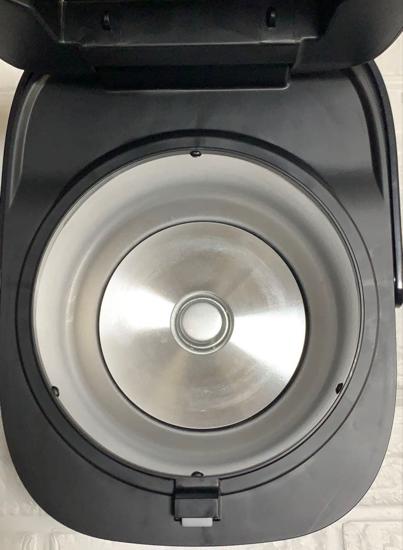 東芝 TOSHIBA 炊飯器 24年製品 ブラック RC-5MFM 3合炊き