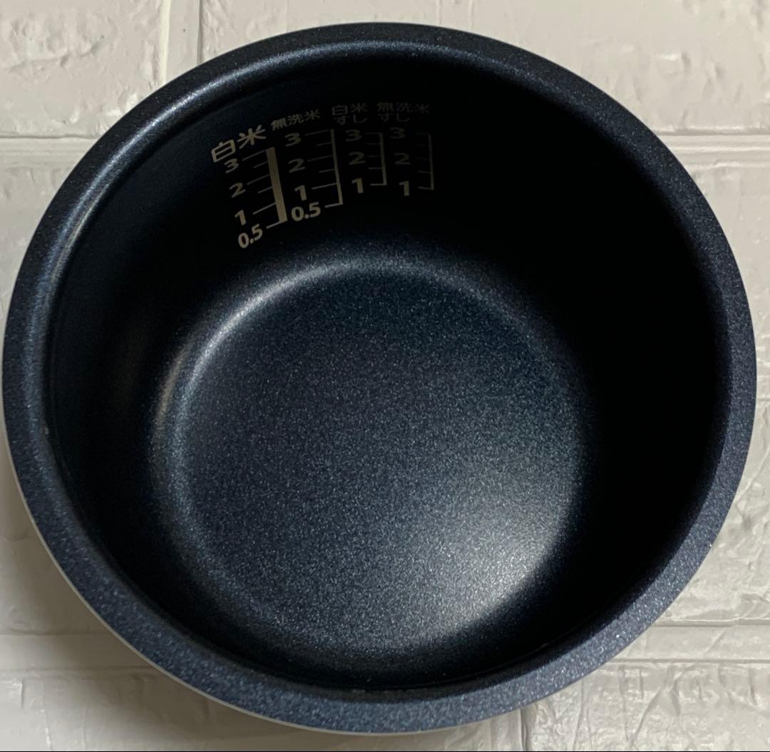 東芝 TOSHIBA 炊飯器 24年製品 ブラック RC-5MFM 3合炊き