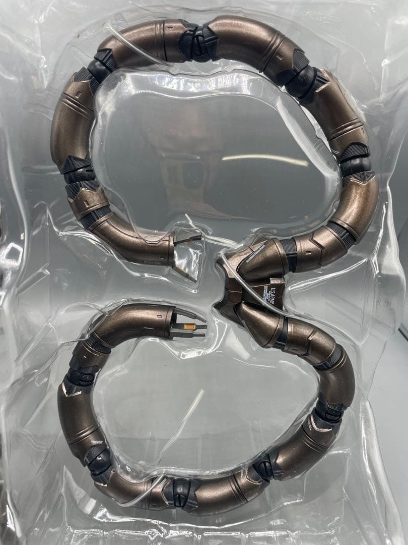 PLAY ARTS改 ソリダス・スネーク メタルギアソリッド 箱傷み