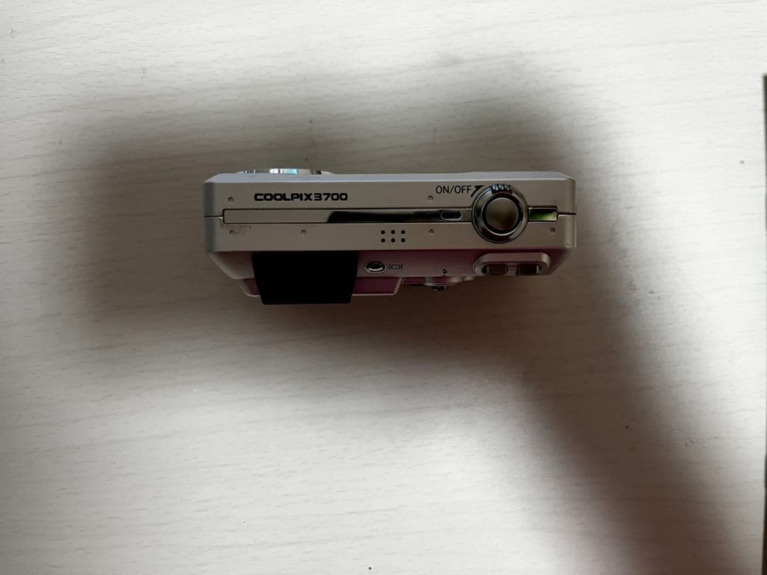 Nikon COOLPIX 3700 コンパクトデジタルカメラ