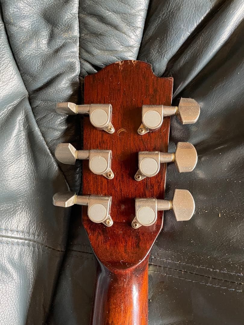 80年代メタルボディ・リゾネーターギター Histry ヒストリー製 型番不明