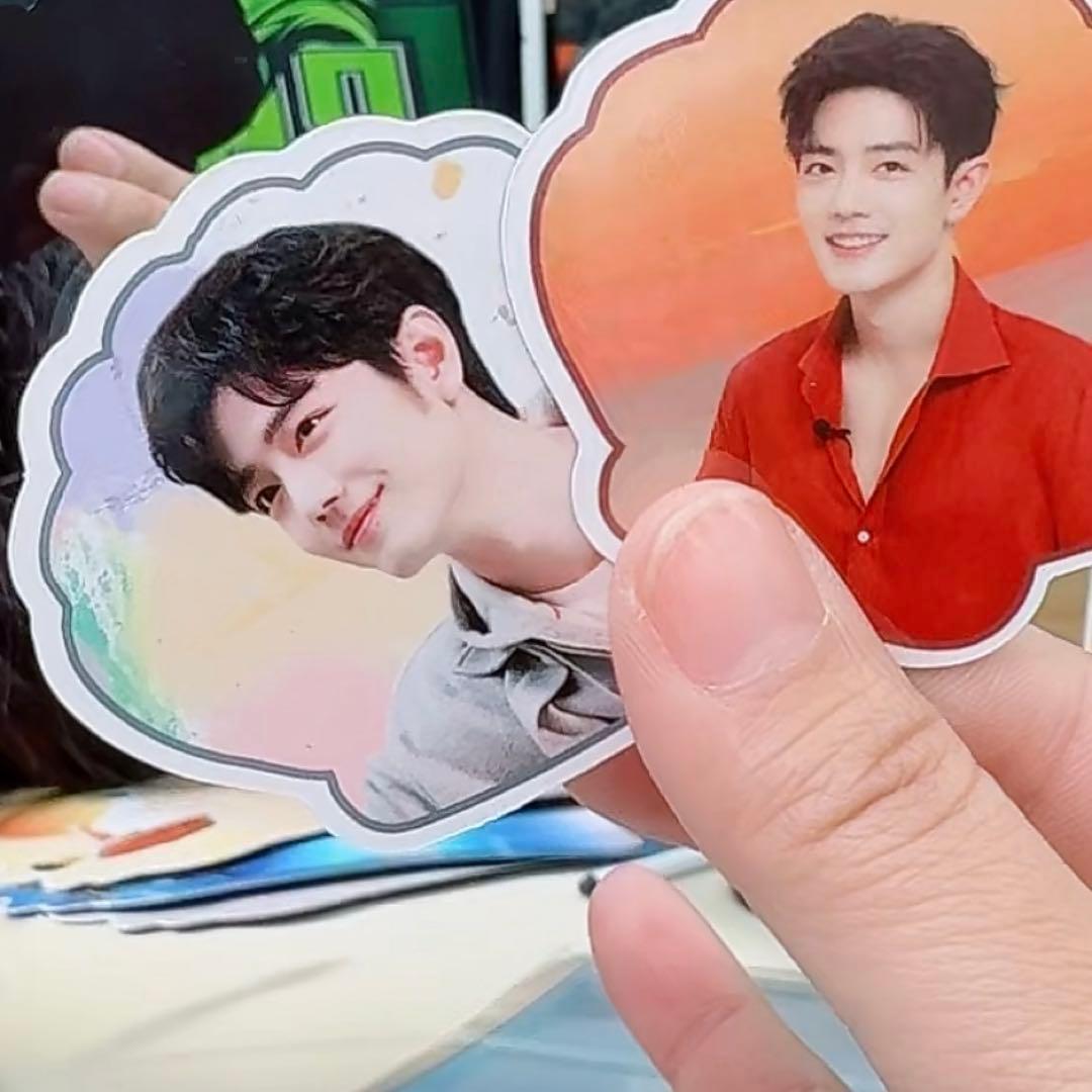 肖戦 A4超大マグネットボード＋マグネット4個＋ペン（消せる）　4セット❣️確認用