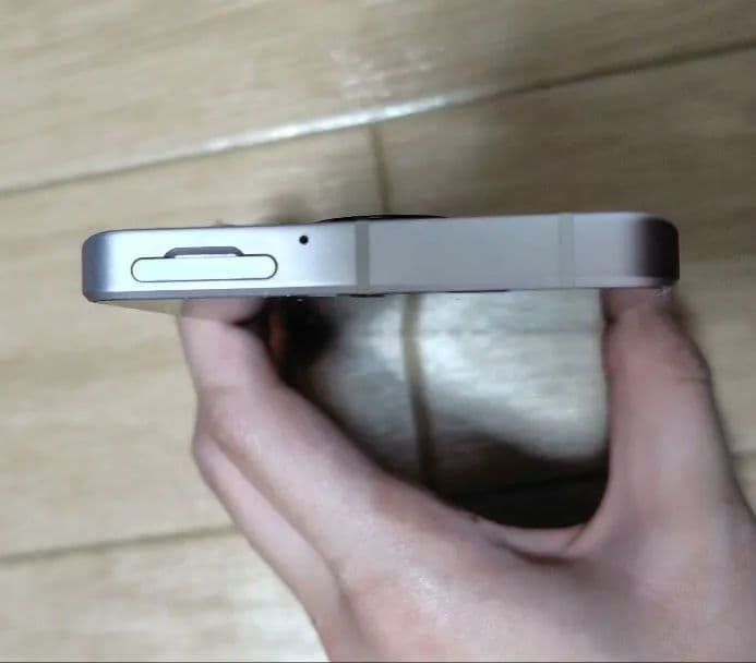 AQUOS sense7 docomo SH-53C ジャンク品