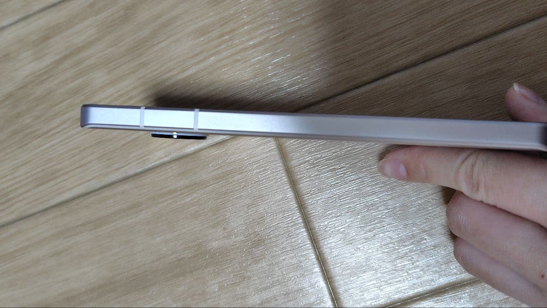 AQUOS sense7 docomo SH-53C ジャンク品