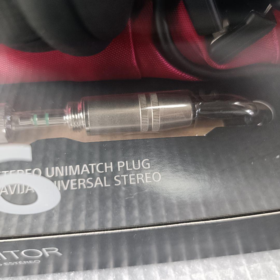 SONY MDR-V6 スタジオモニターヘッドホン 【新品未開封品】