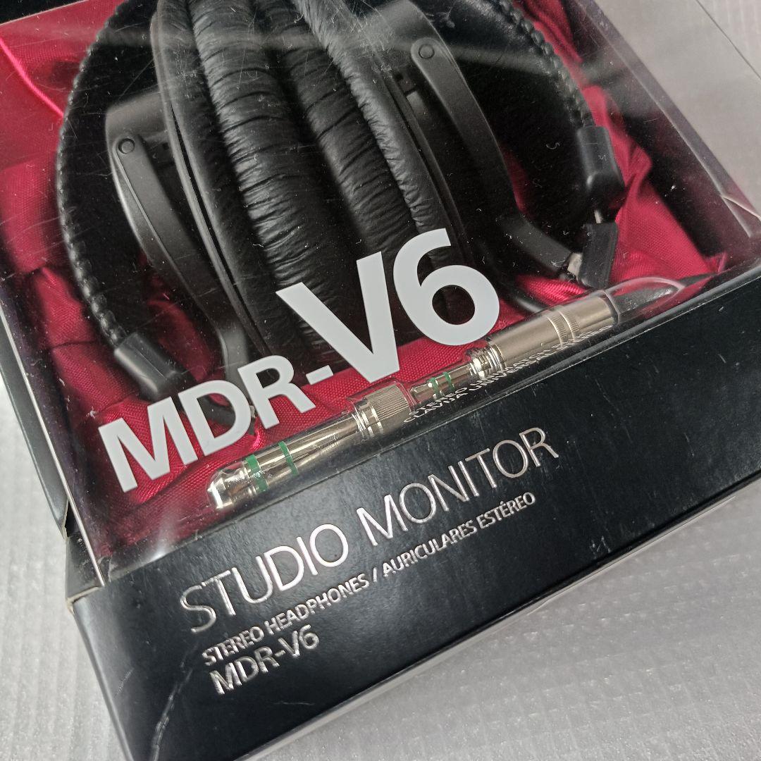 SONY MDR-V6 スタジオモニターヘッドホン 【新品未開封品】