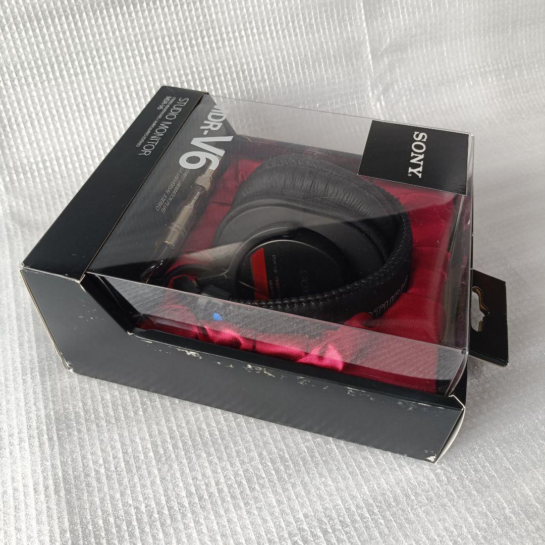 SONY MDR-V6 スタジオモニターヘッドホン 【新品未開封品】