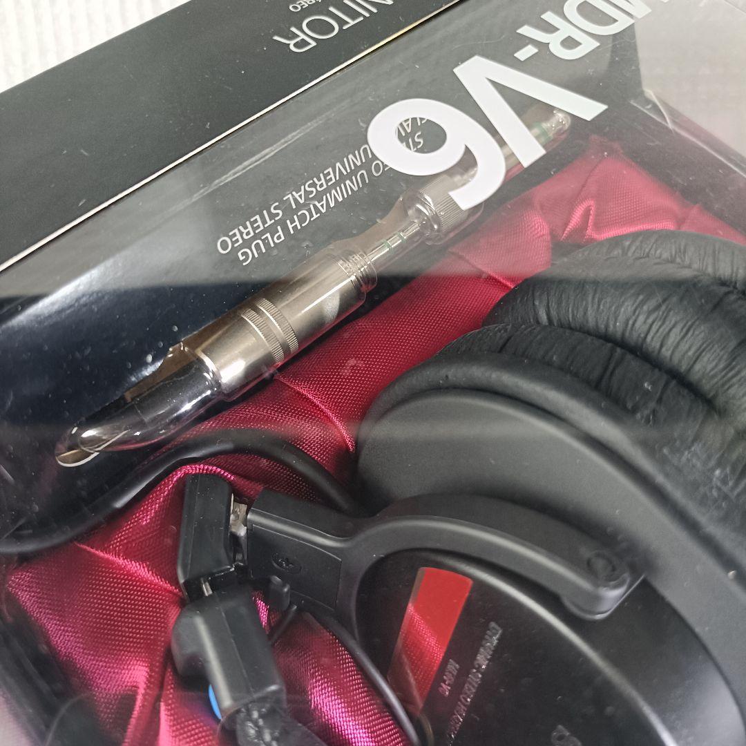 SONY MDR-V6 スタジオモニターヘッドホン 【新品未開封品】