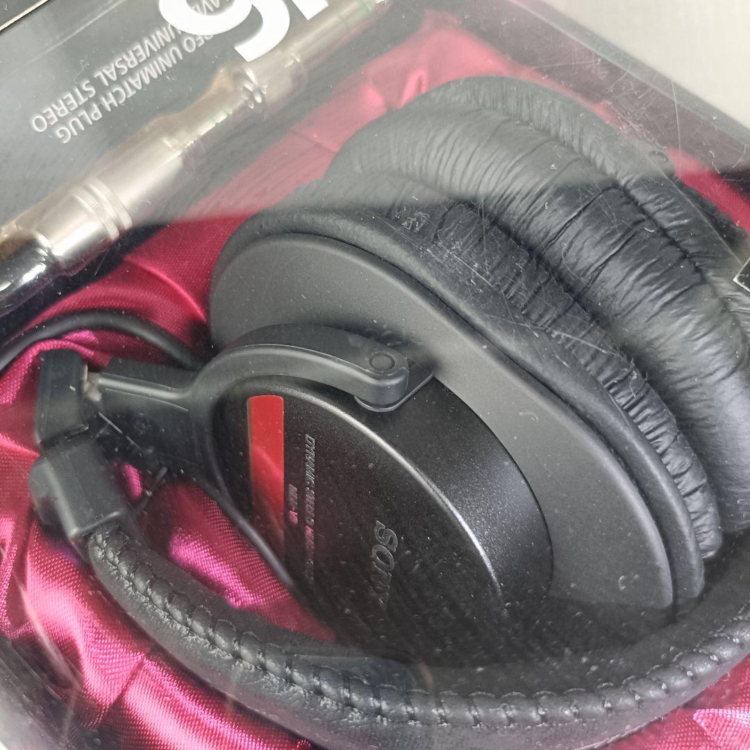 SONY MDR-V6 スタジオモニターヘッドホン 【新品未開封品】