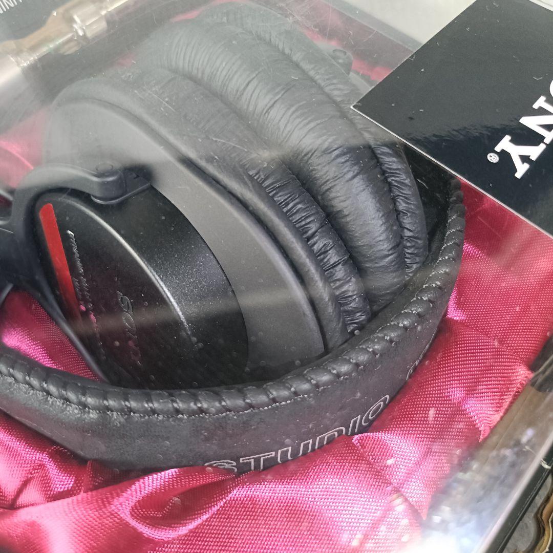 SONY MDR-V6 スタジオモニターヘッドホン 【新品未開封品】