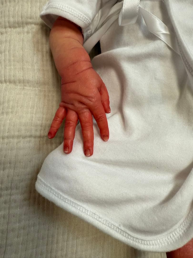 リボーンドール　　Laura