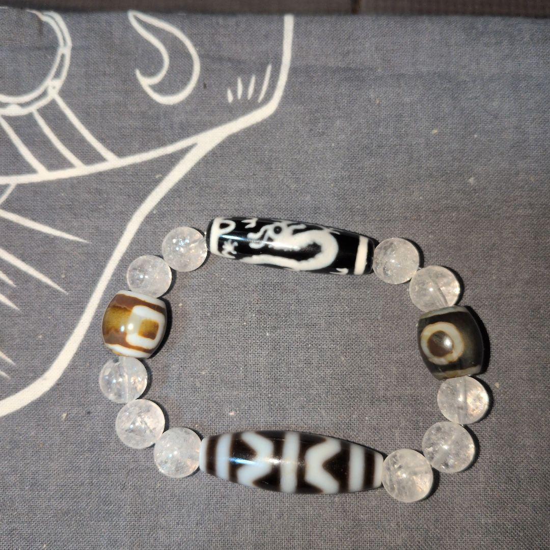 宝珠双竜神天珠と四線虎牙天珠デザインブレスレット