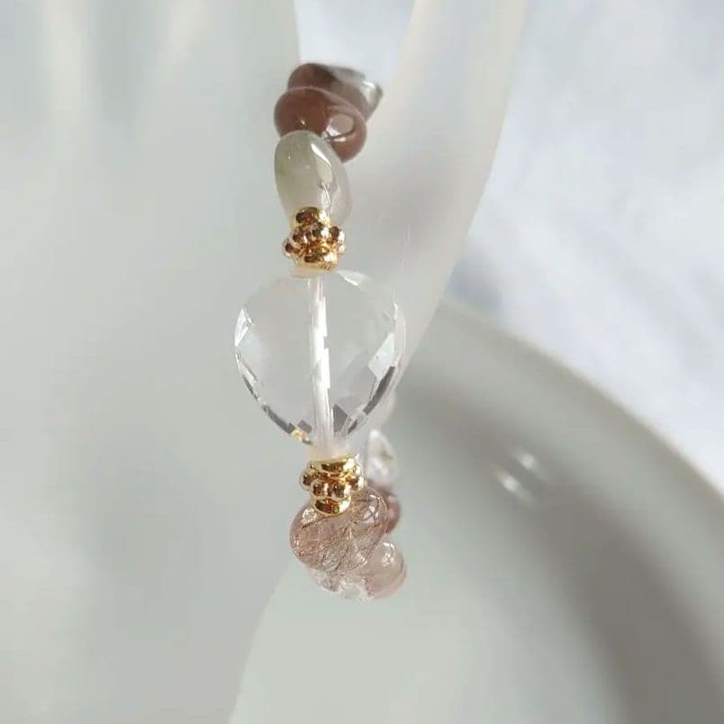 ハート　水晶　ルチル＆ガーデンクォーツミックス　天然石ブレスレット　素敵な逸品