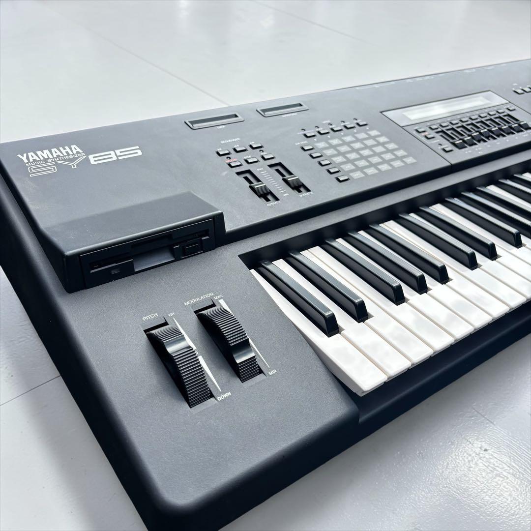 【名機】YAMAHA SY85 シンセサイザー 動作確認済 FD付 61鍵 美品
