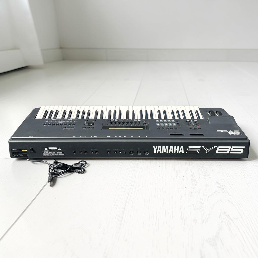 【名機】YAMAHA SY85 シンセサイザー 動作確認済 FD付 61鍵 美品