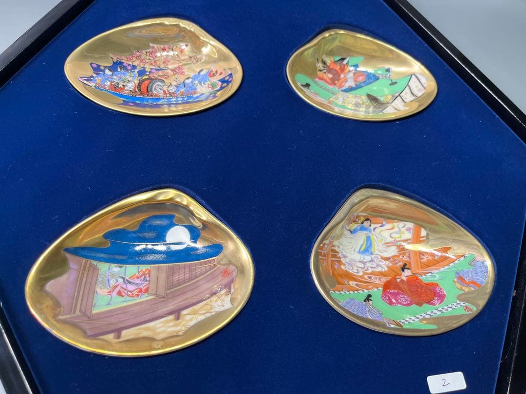 日本古典文学　十八種　36枚　貝桶　貝合わせ　磁器色絵皿　欠品無し　解説付き