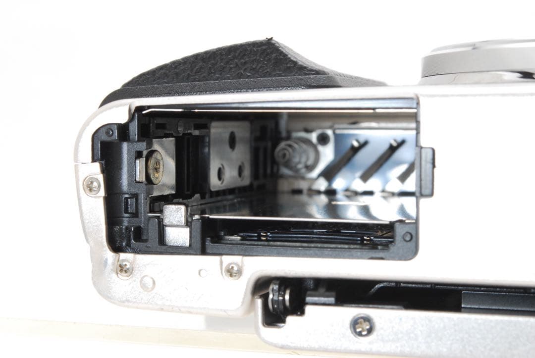 ✨極美品✨オリンパス E-PL7 ボディ❤️ショット数わずか3,272回！