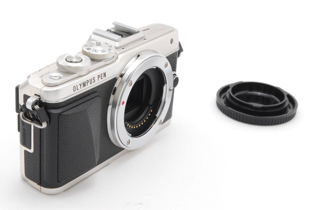 ✨極美品✨オリンパス E-PL7 ボディ❤️ショット数わずか3,272回！