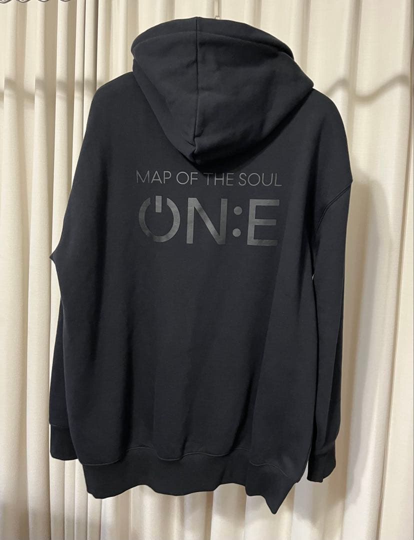 BTS ONE フーディー