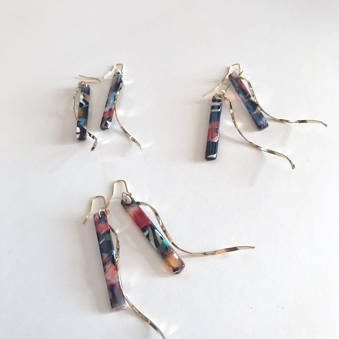 モザイク三角×ウェーブスティック♡ゴールド ハンドメイド イヤリング