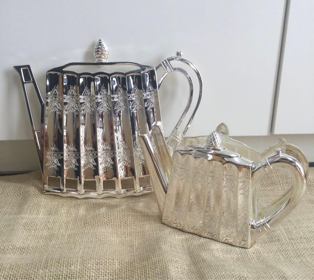 GODINGER ナプキン立て＆鍋敷き ティーポット型