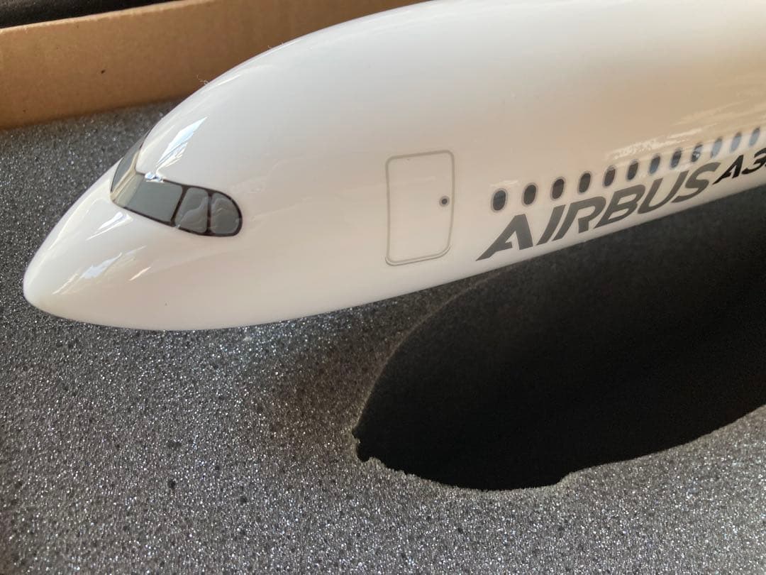 【新品未使用】PACMIN 1/100 エアバスA350XWBデスクトップモデル