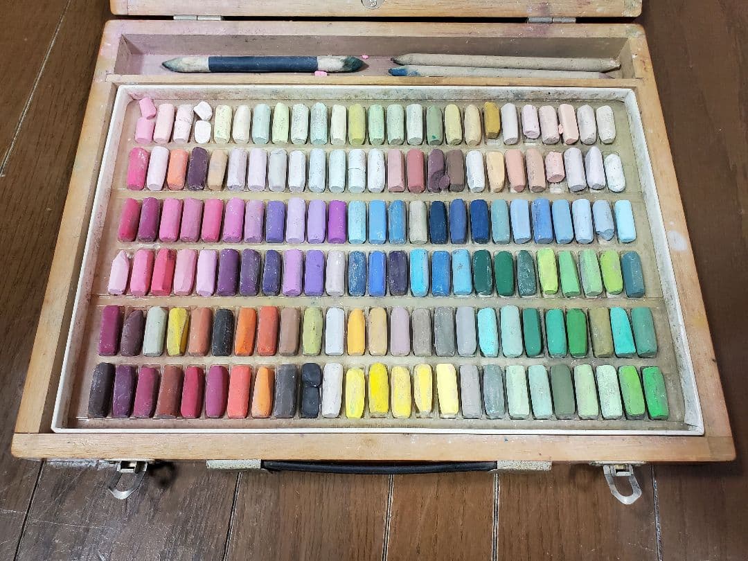 ホルベインholbeinソフトパステル150colorsおまけNOUVEL24等