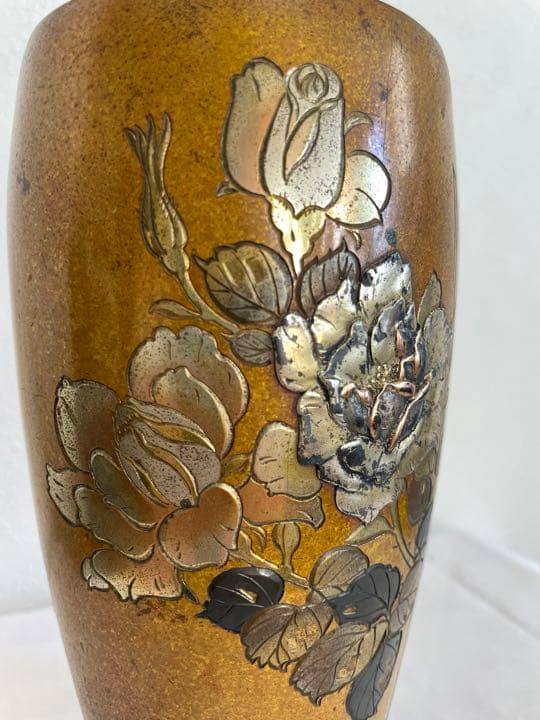 芳廣刻 彫金 花瓶 バラ 鳥 台座付 共箱なし アンティーク ビンテージ 骨董品