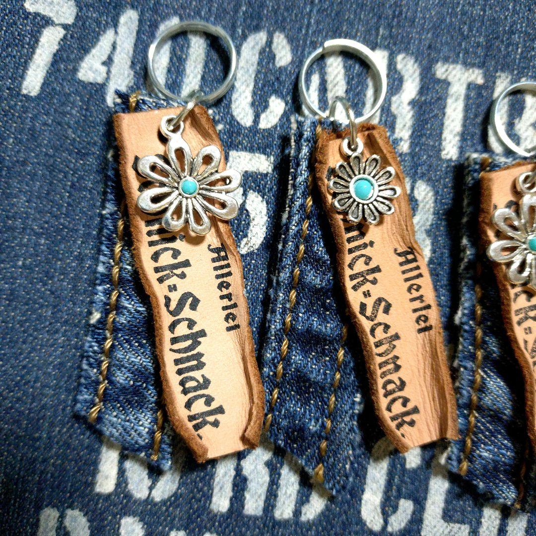 デニムリメイク☆革タグチャーム☆4個セット