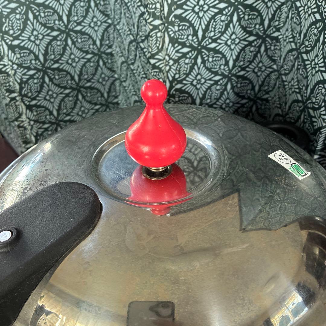 ステンレス圧力鍋. 5-5L