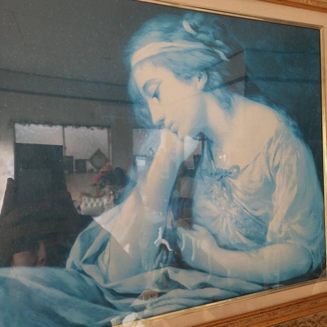 青色の女性肖像画 金色フレーム