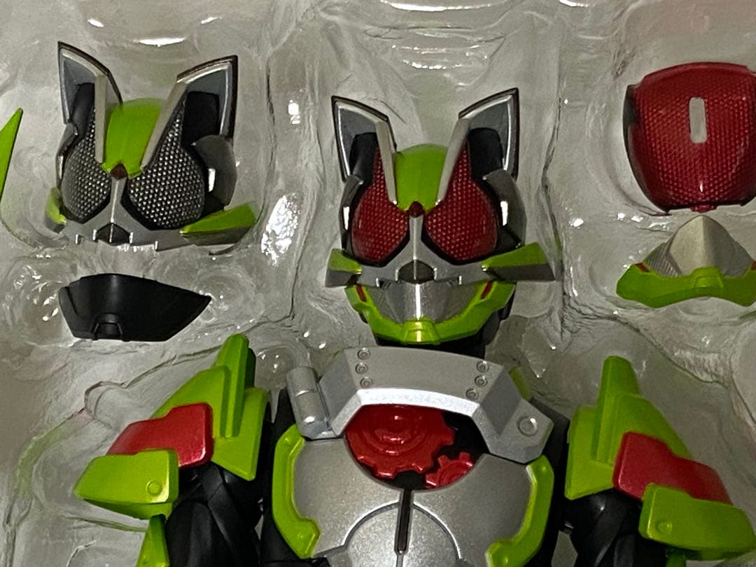 S.H.Figuarts 仮面ライダータイクーン ニンジャフォーム