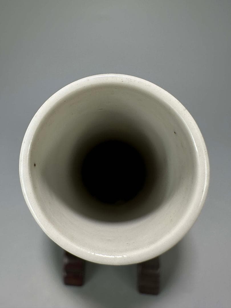 M25S29中国美術　景徳鎮製　黄地堆白梅文瓶　一対　花入　華道具　時代花器