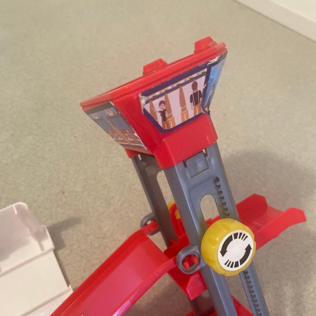 トミカタウントラックジャンクまとめ売りトレーラーミスド街道路