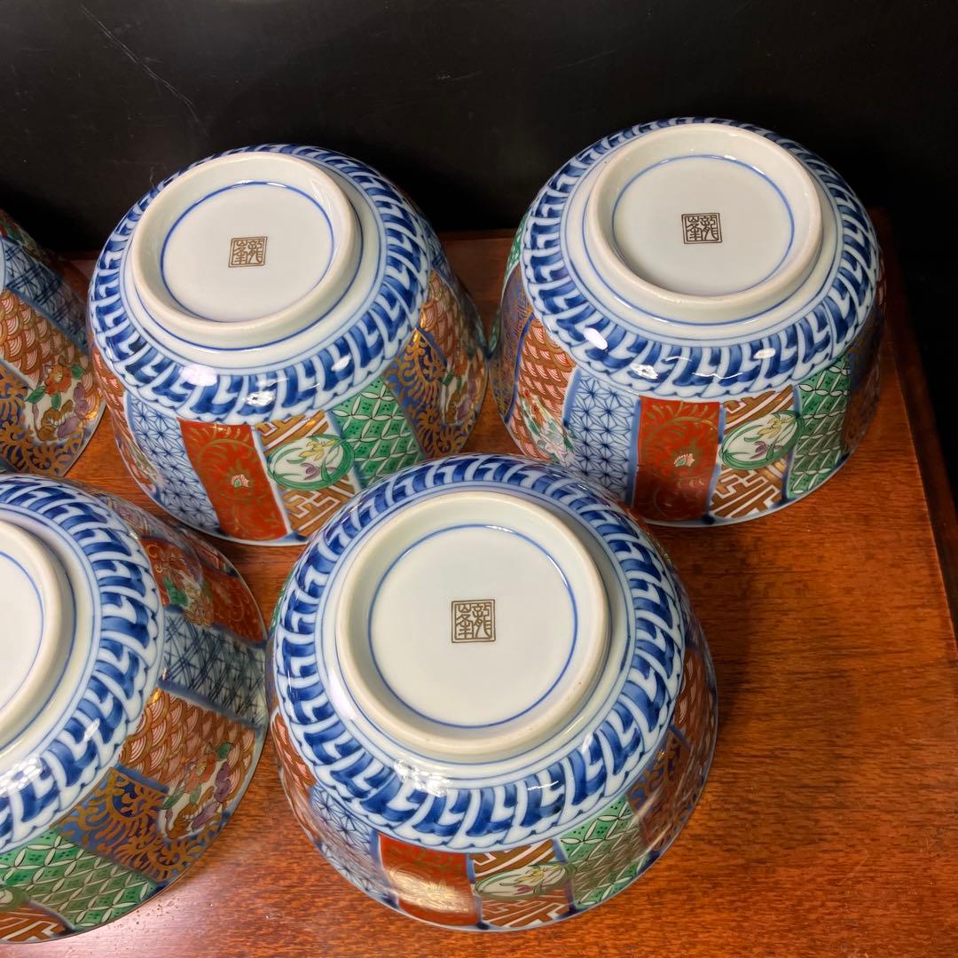 龍峯窯 祥瑞花丸紋蓋物揃 5客セット 金彩古伊万里蓋付き丼ぶり T0902-2