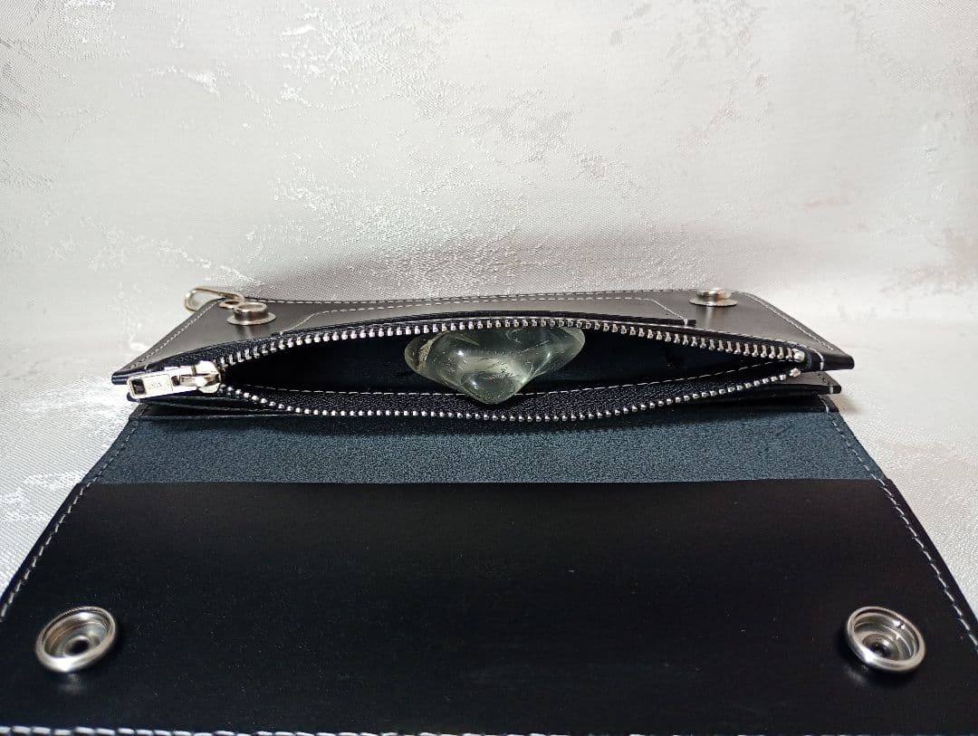 トラッカーウォレット　黒色　国産牛革　兵庫レザー　植物タンニン鞣し　三層二つ折り