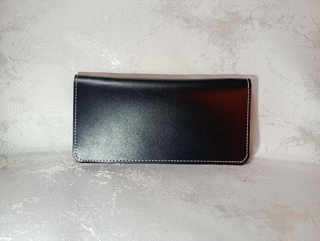 トラッカーウォレット　黒色　国産牛革　兵庫レザー　植物タンニン鞣し　三層二つ折り