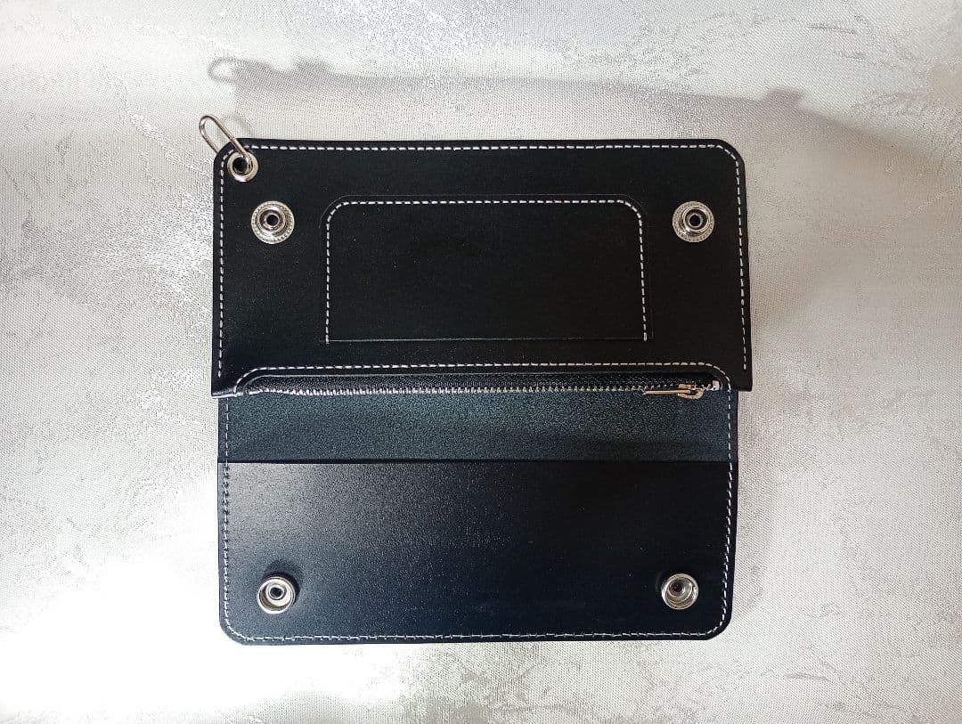 トラッカーウォレット　黒色　国産牛革　兵庫レザー　植物タンニン鞣し　三層二つ折り