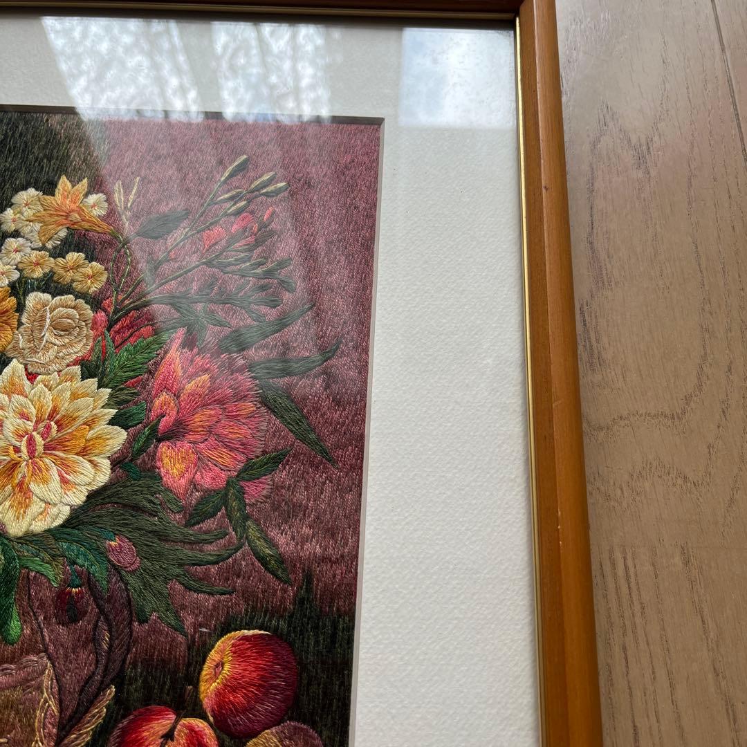 刺繍の花の額