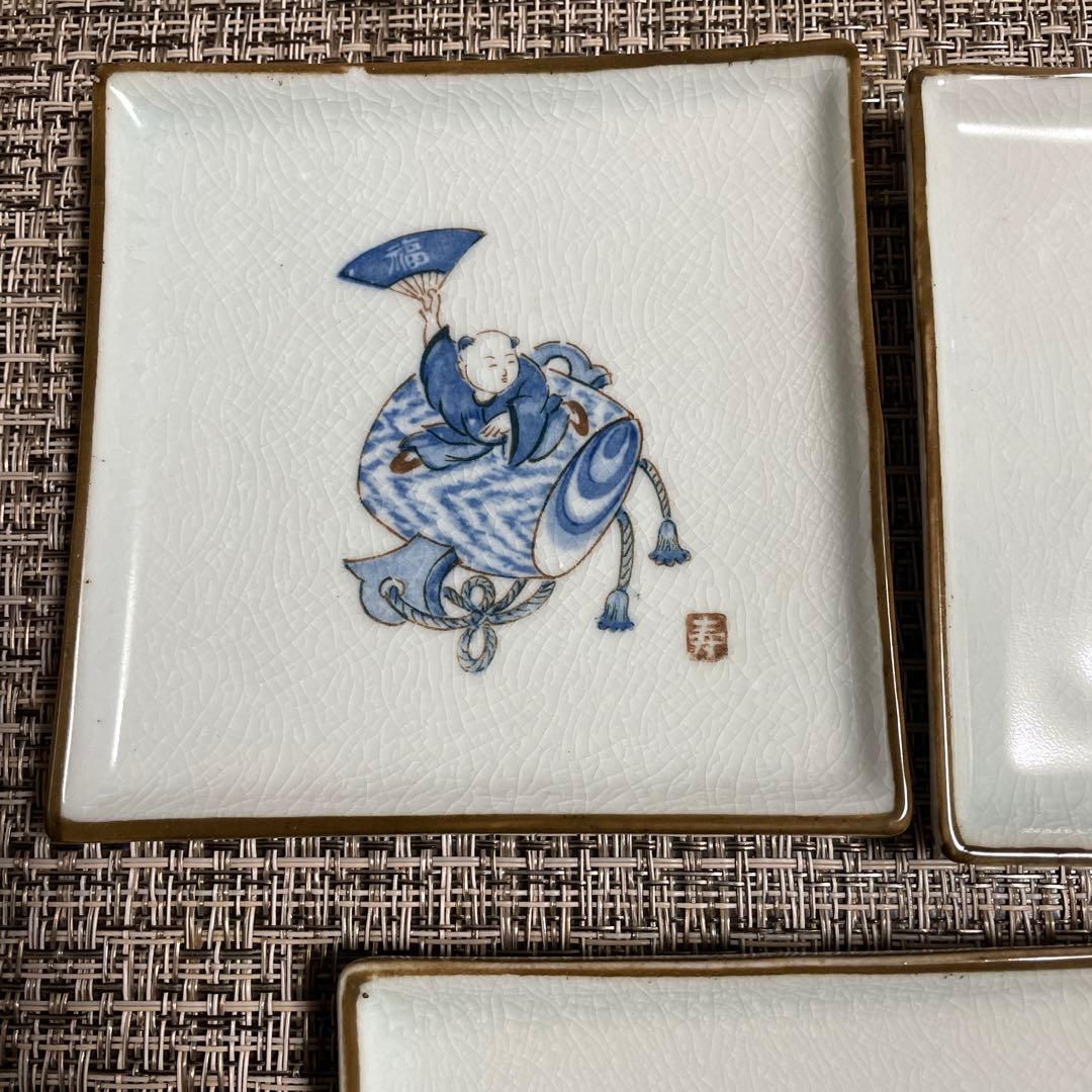 唐子（からこ）三川内焼（みかわちやき）の湯のみと角皿のセット