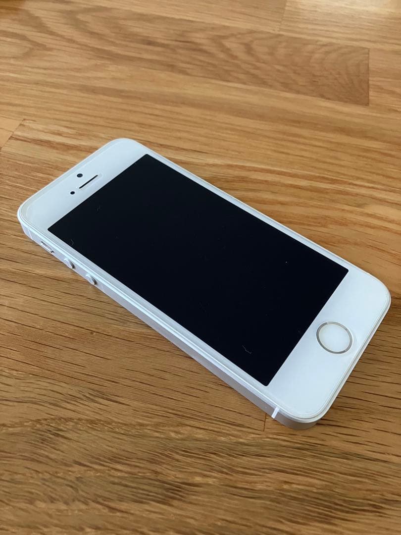 iPhone SE 第一世代 Silver シルバー 32 GB