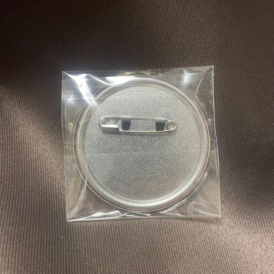 鬼滅の刃 冨岡義勇レリーフメタル缶バッジ AGF2023