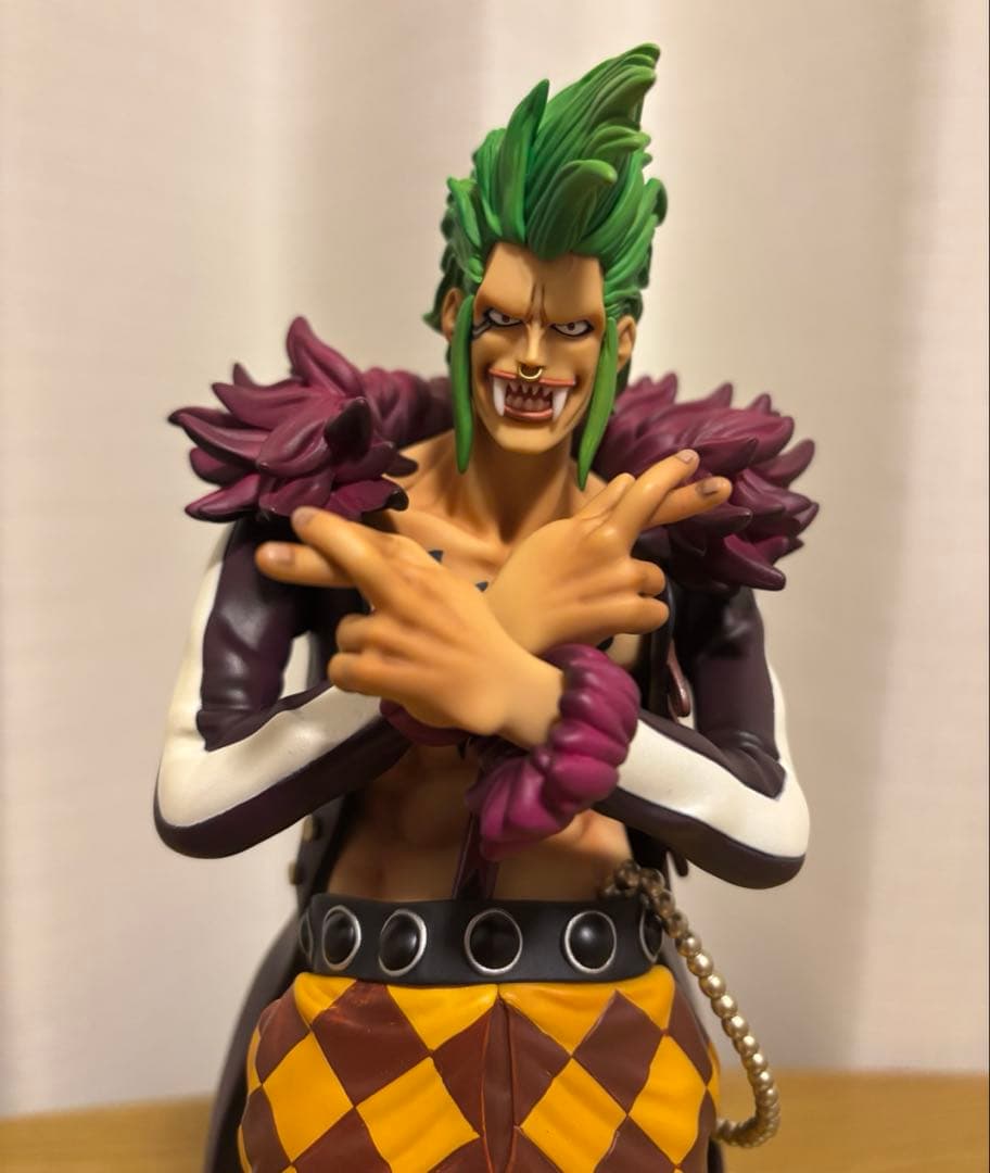 POP ワンピースLIMITED EDITIONバルトロメオ フィギュア