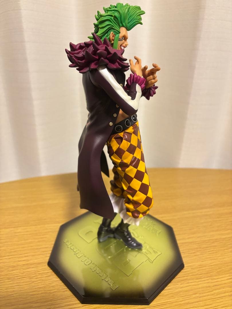 POP ワンピースLIMITED EDITIONバルトロメオ フィギュア