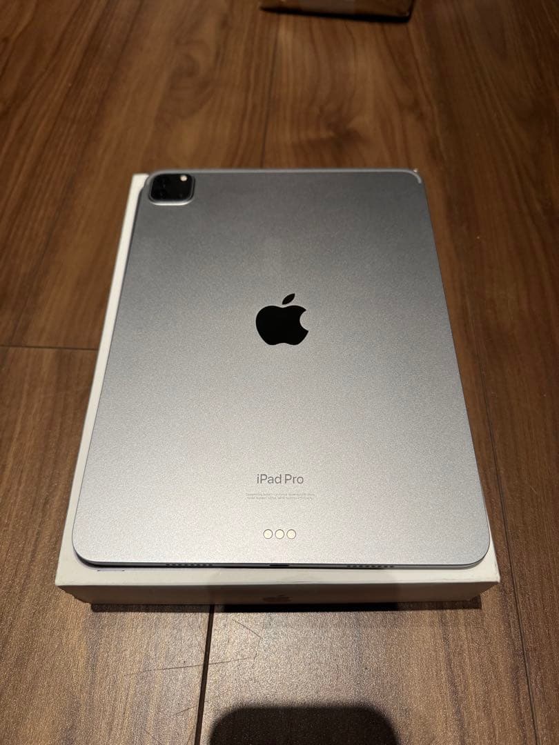 iPad Pro 11 インチ 第4世代 M2 128GB wifi シルバー